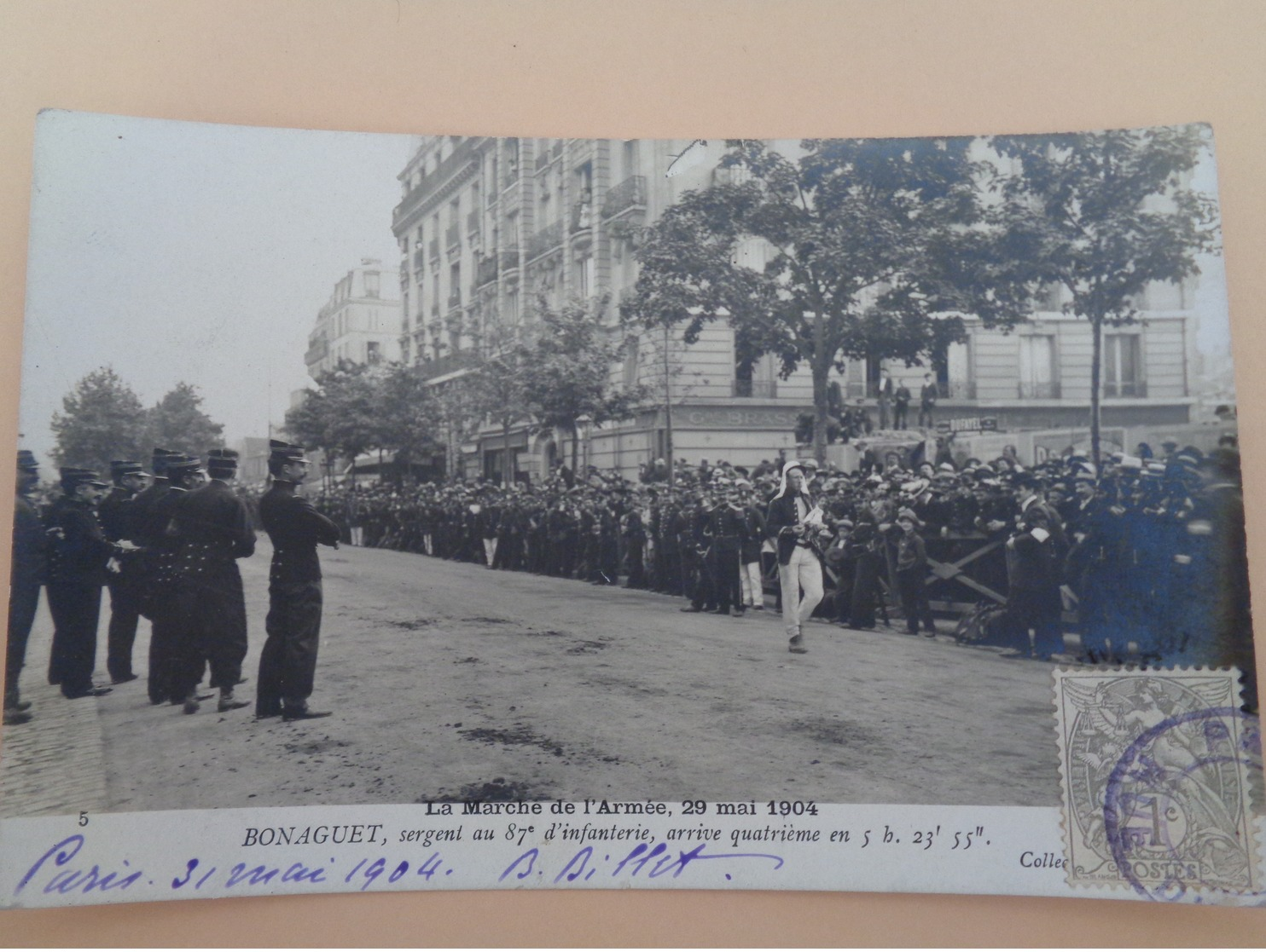 La Marche De L'Armée, 29 Mai 1904 - Bonaguet, Sergent Arrive Quatrième En 5 H 23' 55'' - Autres & Non Classés