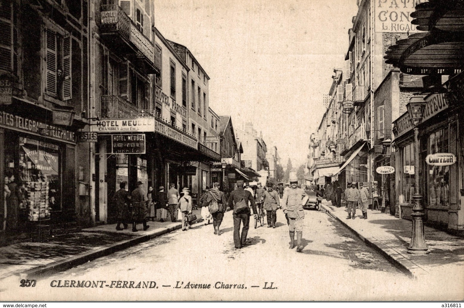 CLERMONT FERRAND L AVENUE CHARRAS - Clermont Ferrand