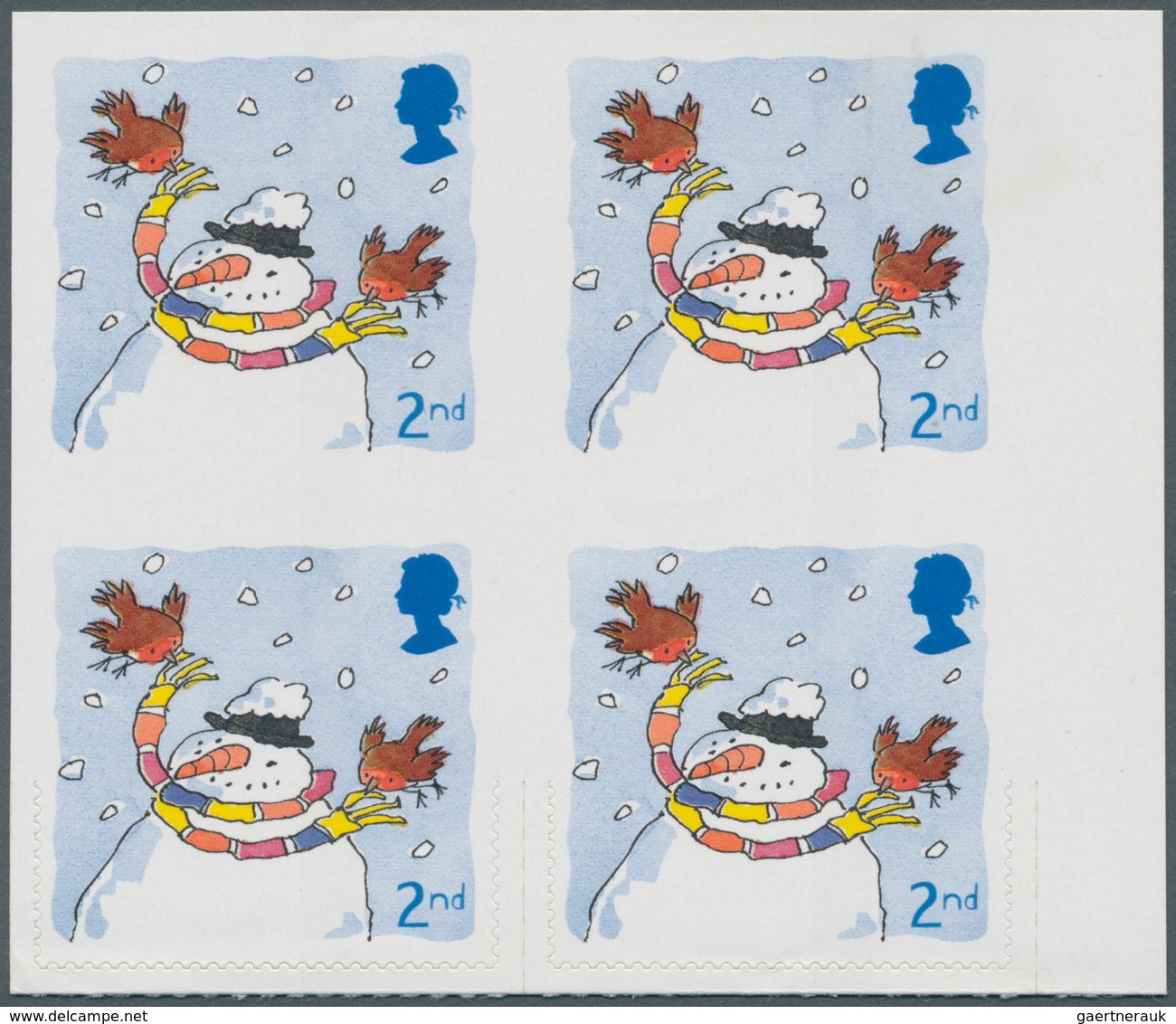 Großbritannien: 2001, 2nd Christmas (Robins With Snowman), Block Of 4 Showing Variety "top Pair With - Sonstige & Ohne Zuordnung