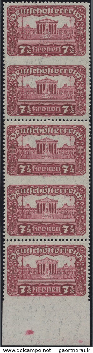 Österreich: 1919, Freimarken "Parlamentsgebäude", Zusammenstellung Von 44 Teilgezähnten Einheiten Mi - Unused Stamps