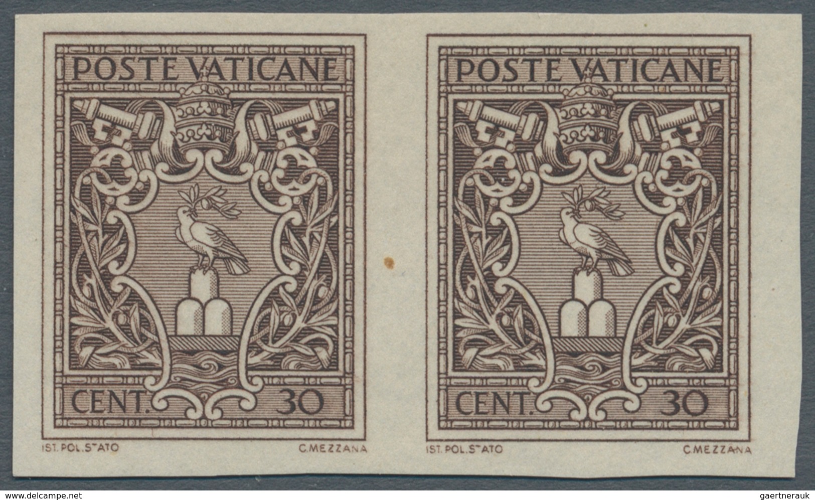 Vatikan: 1945, 30 C Brown, Imperforated Horizontal Pair, Tiny Dot At Margin Between The Stamps, Else - Ungebraucht