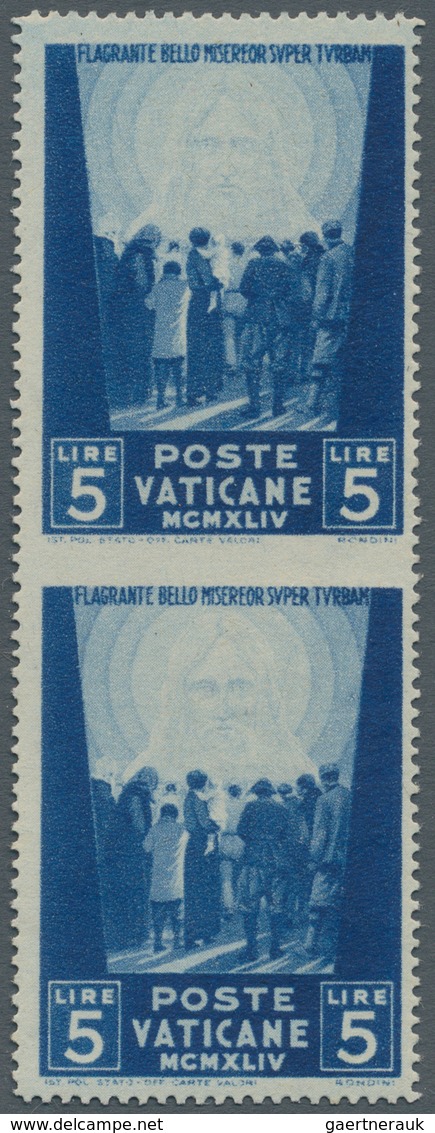 Vatikan: 1945, 5 L Blue "war Victims Relief", Vertical Pair With Horizontally Imperforated Center. V - Unused Stamps