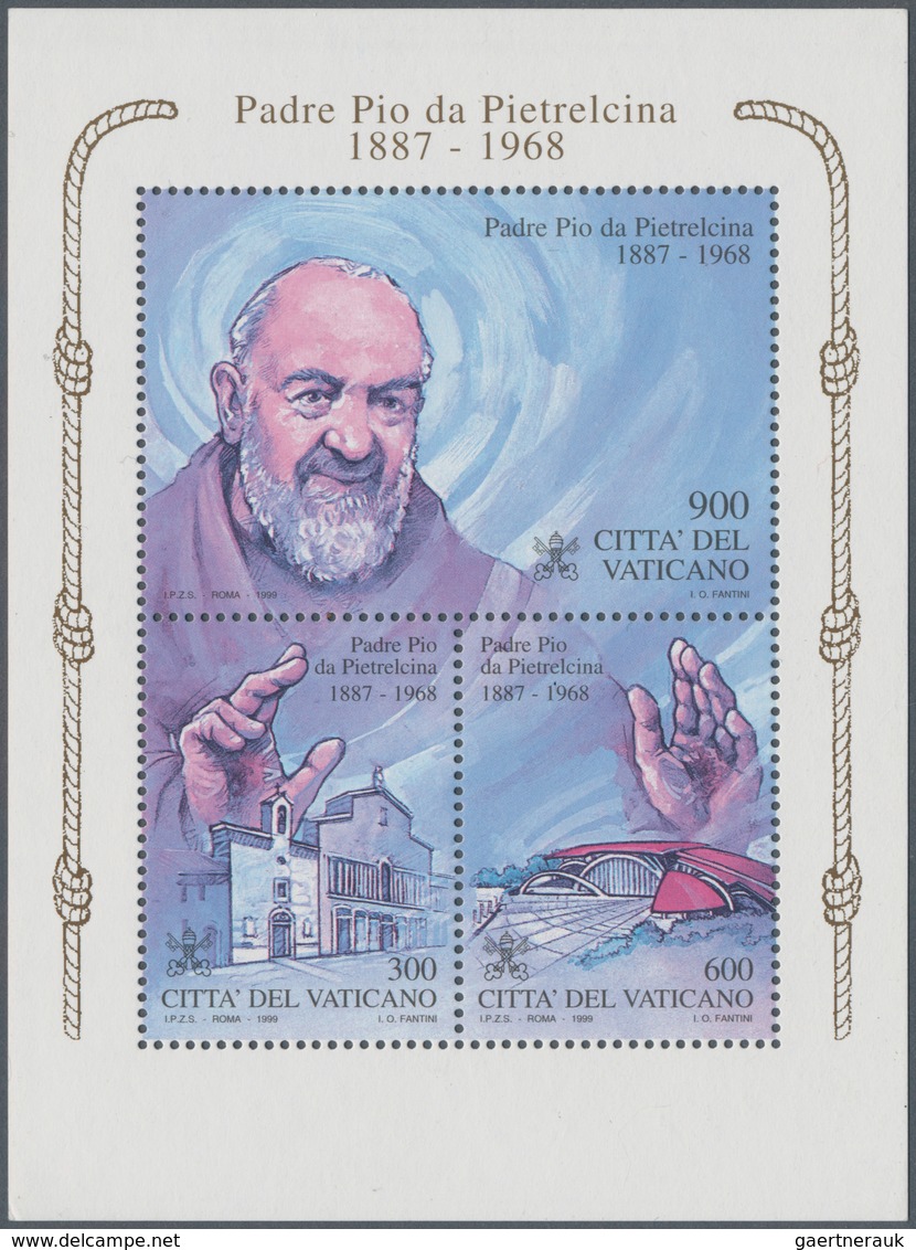 Vatikan: 1998, Padre Pio, Souvenir Sheet, With Printing Variety Cowl Of The Saint In Violet Instead - Ungebraucht