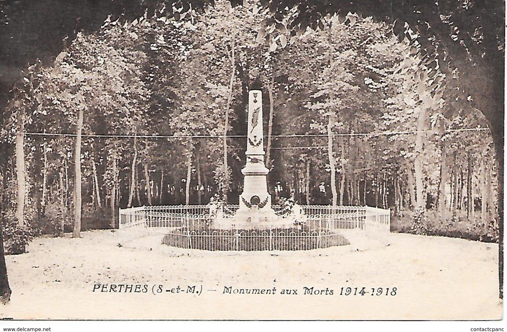 PERTHES ( 77 )  - Monument Aux Morts - Perthes