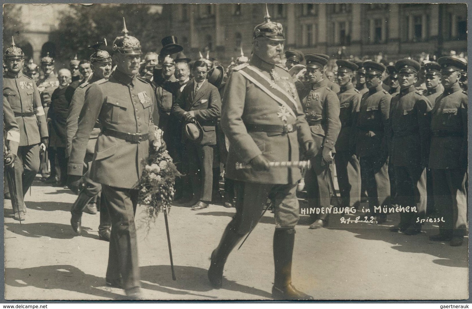 Ansichtskarten: Politik / Politics: HINDENBURG In München 1922, Partie Mit 22 Echtfotokarten, Alle U - People