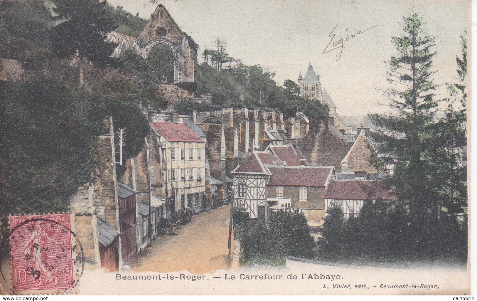 27 BEAUMONT-LE-ROGER - Le Carrefour De L'Abbaye - Beaumont-le-Roger