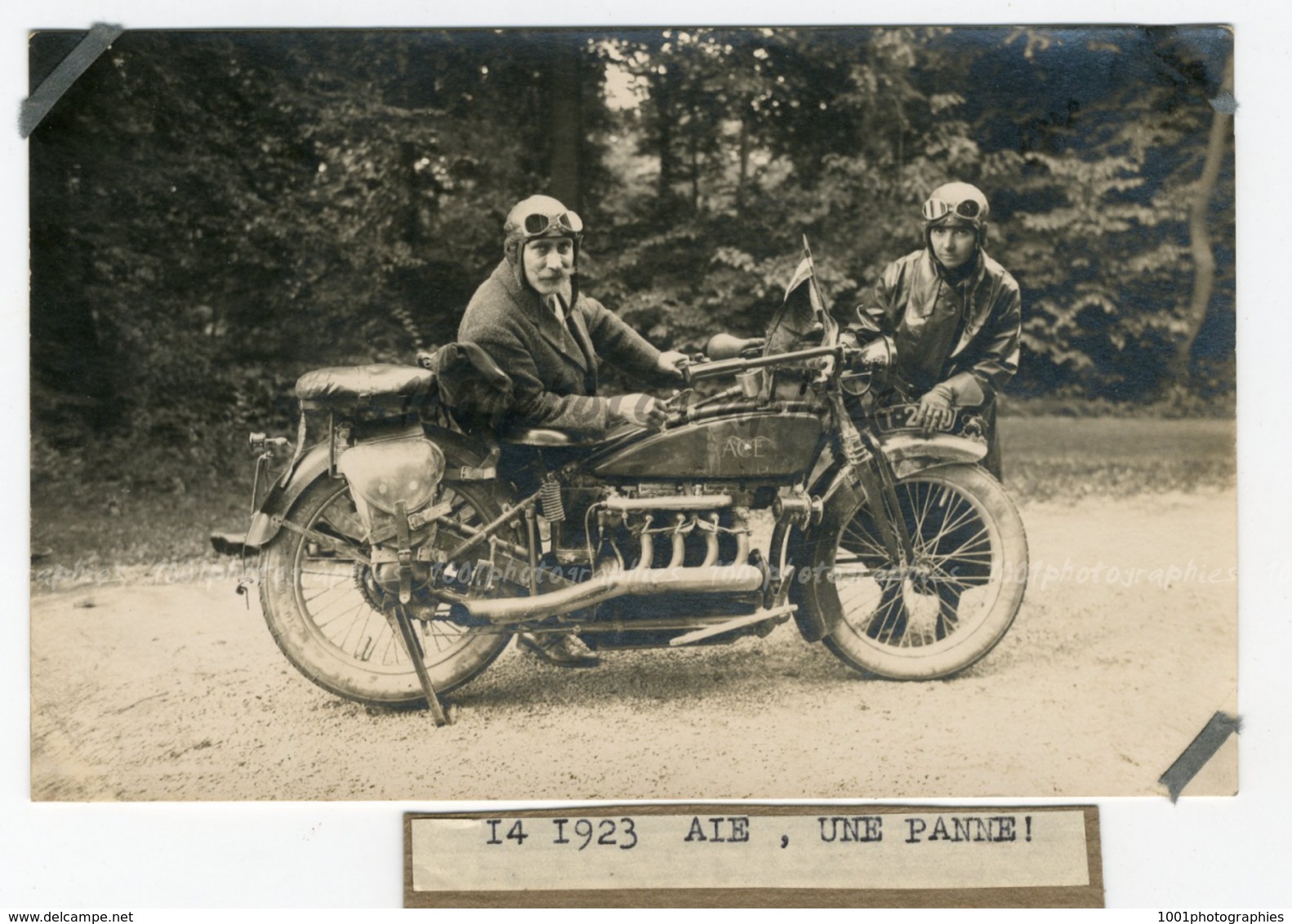 Moto, Photo-Carte, La Famille Lamote Au D&eacute;part D&#039;une Course  Une Moto ACE ACE Motor Corporation (aussi Connu - Autres & Non Classés