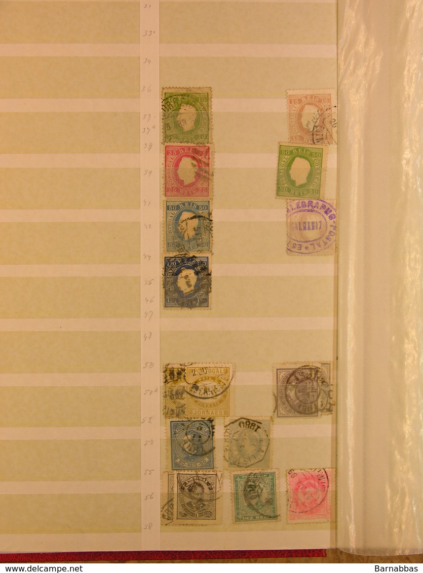 PORTUGAL (DC182), Stockbook Containing Many Stamps. - Used And MNH - - Colecciones (en álbumes)