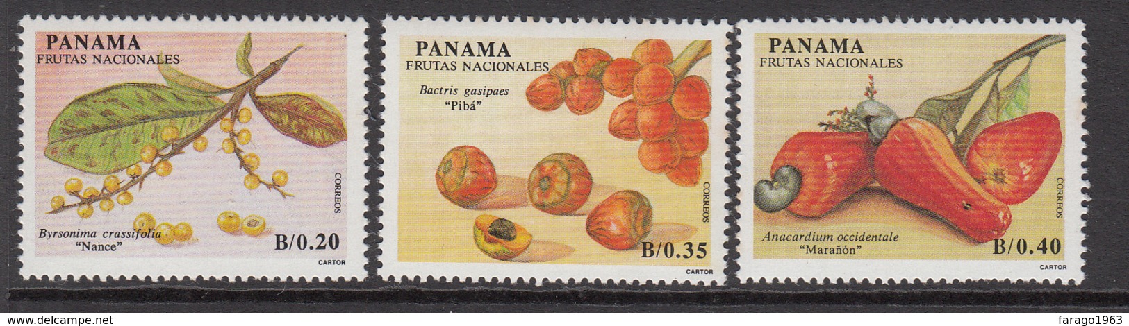 1990 Panama Fruits Complete Set Of 3 MNH - Panama
