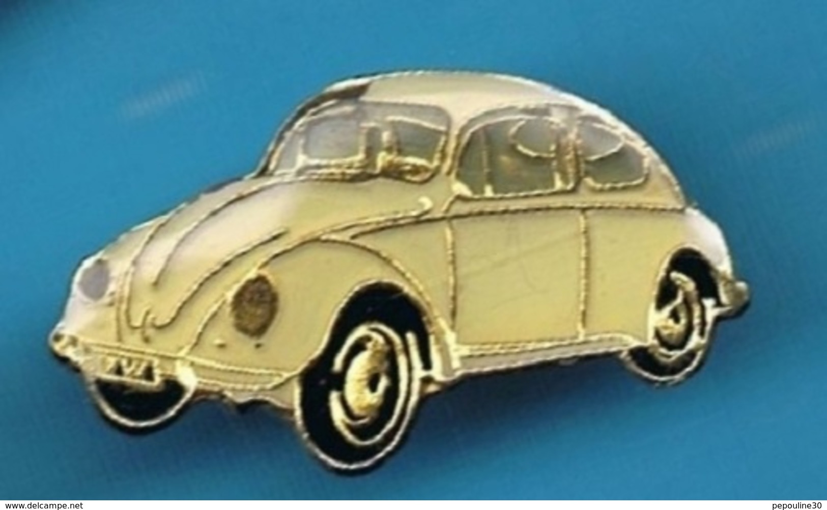 PIN'S //  ** WOLKSVAGEN / COCCINELLE ** - Volkswagen