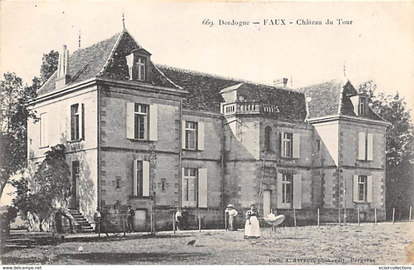 Faux     24           Château Du Tour        (voir Scan) - Autres & Non Classés