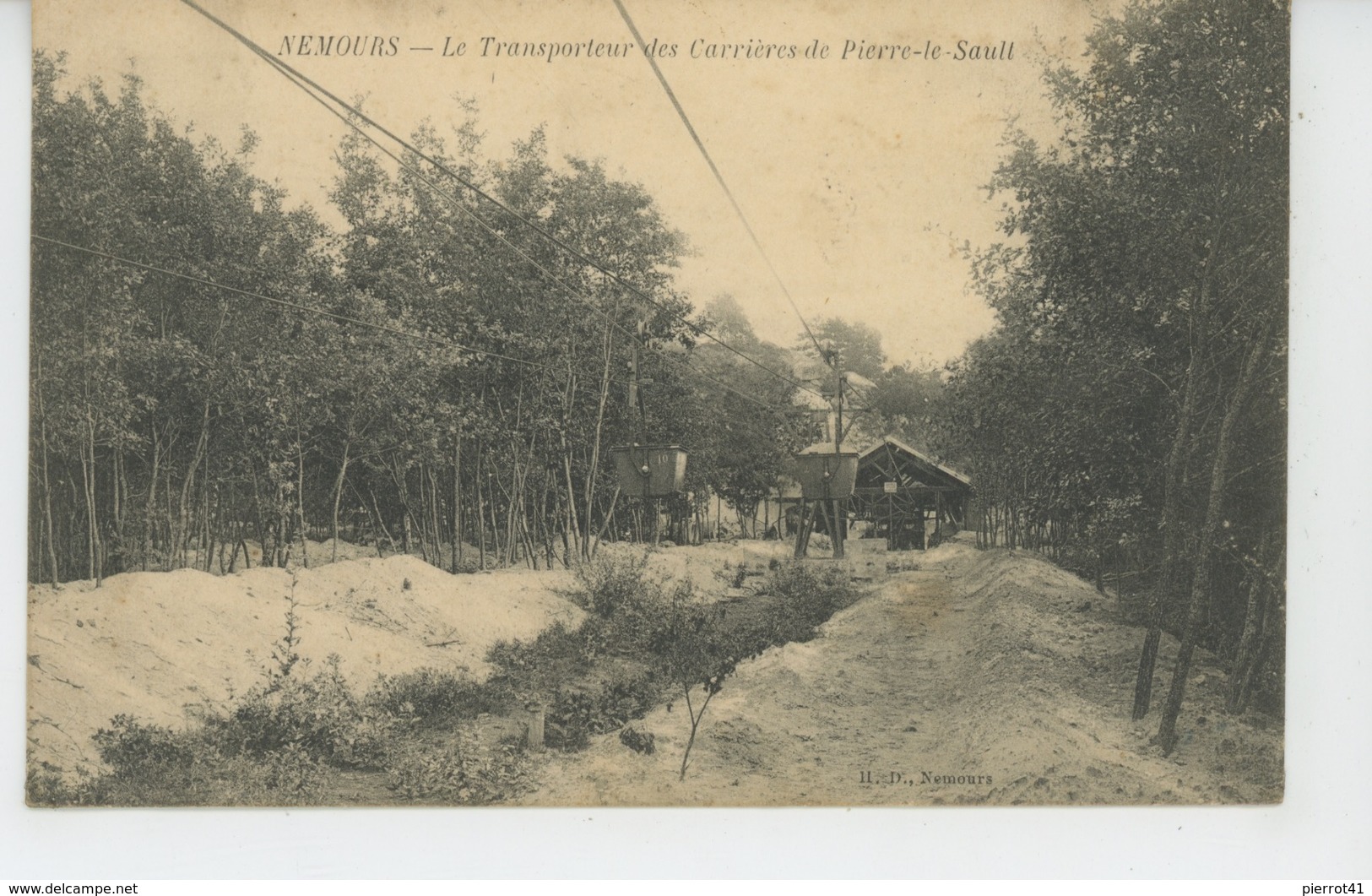 NEMOURS - Le Transporteur Des Carrières De PIERRE LE SAULT - Nemours