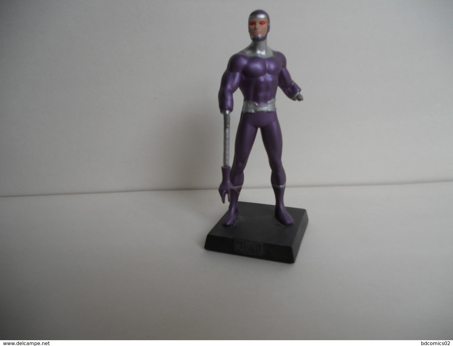 Marvel Super Heros - Eaglemoss - N°110 MACHINE MAN  SANS FASCICULE  ET SANS BOITE - Marvel Heroes