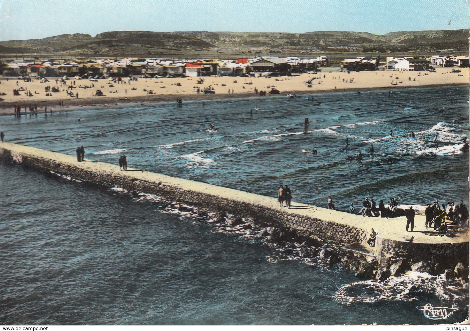 GRUISSAN PLAGE  Vue Générale De La Plage Et De La Jetée - Autres & Non Classés