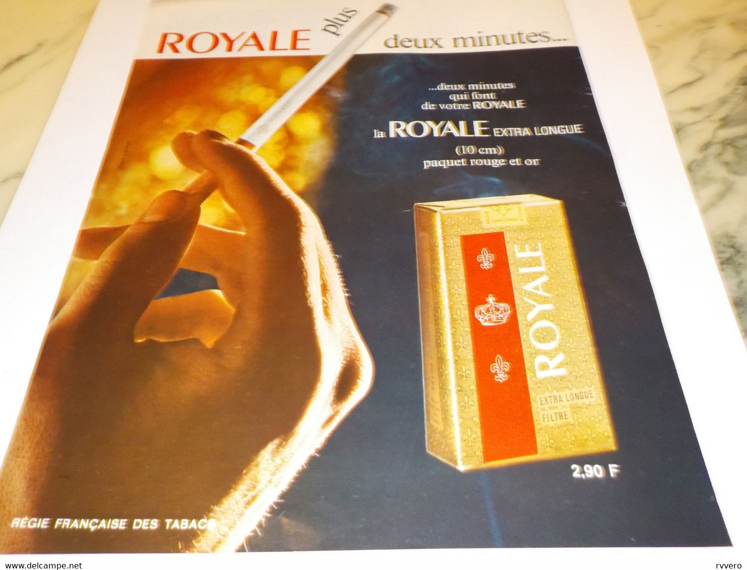 ANCIENNE PUBLICITE PLUS 2 MINUTES CIGARETTES ROYALE LONGUE  1968 - Autres & Non Classés