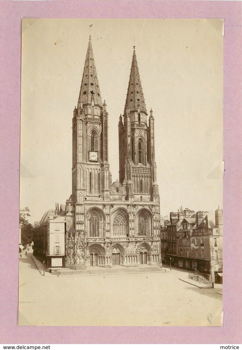 SAINT LO (Manche) - La Cathédrale, Photo Vers 1900 Format 17,6 Cm X 11,7cm . - Places