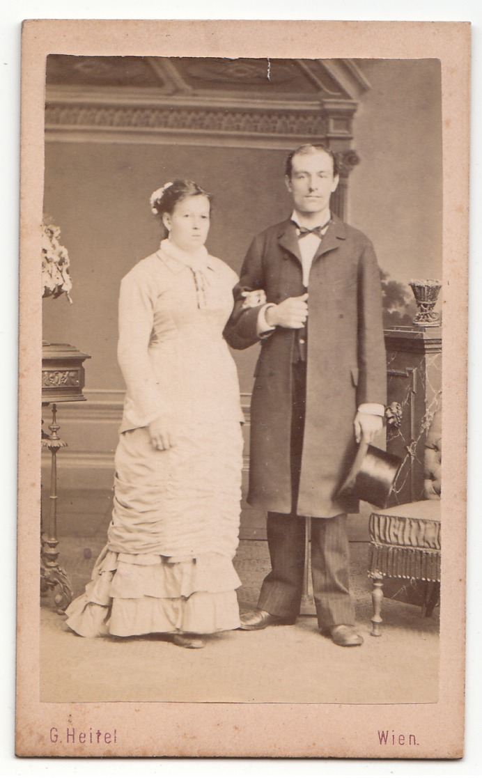 Photografie: G. Heitel, Wien - Portrait, Schönes Brautpaar Hochzeit Mariage Wedding  #0328 CDV / Kab - Anciennes (Av. 1900)