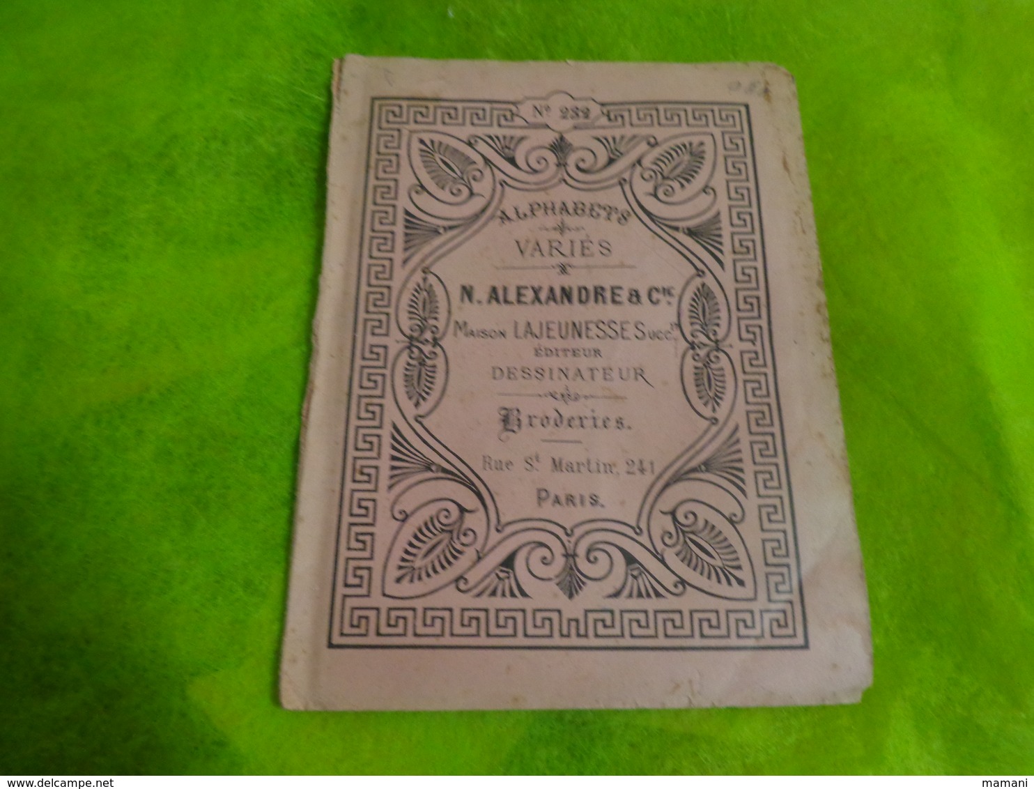 Album Alphabets Varies N. Alexandre -broderies N°232 12x16 Cm Environ Type Sajou - Autres & Non Classés