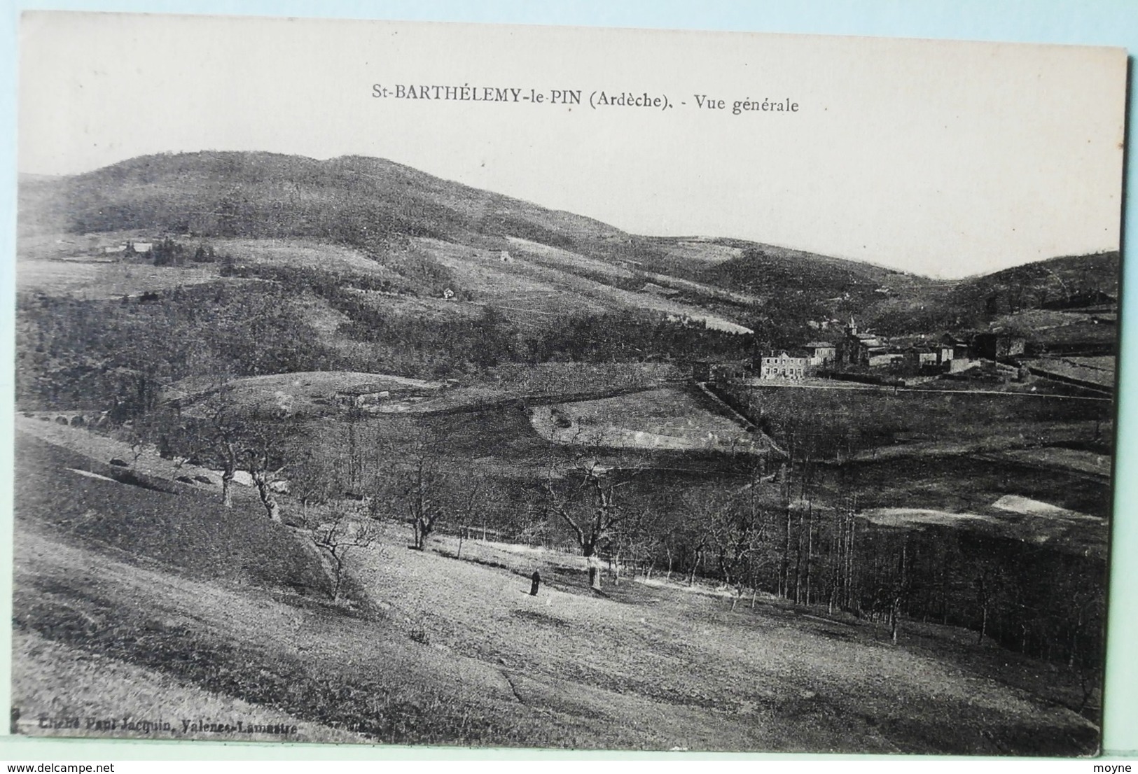 10074 -   Ardéche - St BARTHELEMY Du PIN  :  LE  VILLAGE , VUE  GENERALE  RARE    Circulée - Autres & Non Classés