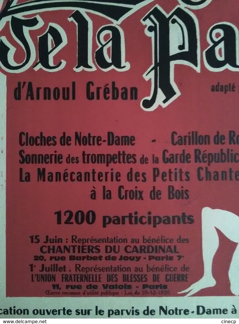 AFFICHE ORIGINALE ANCIENNE NOTRE DAME DE PARIS SPECTACLE LE VRAI MYSTERE DE LA PASSION 1954 - Plakate