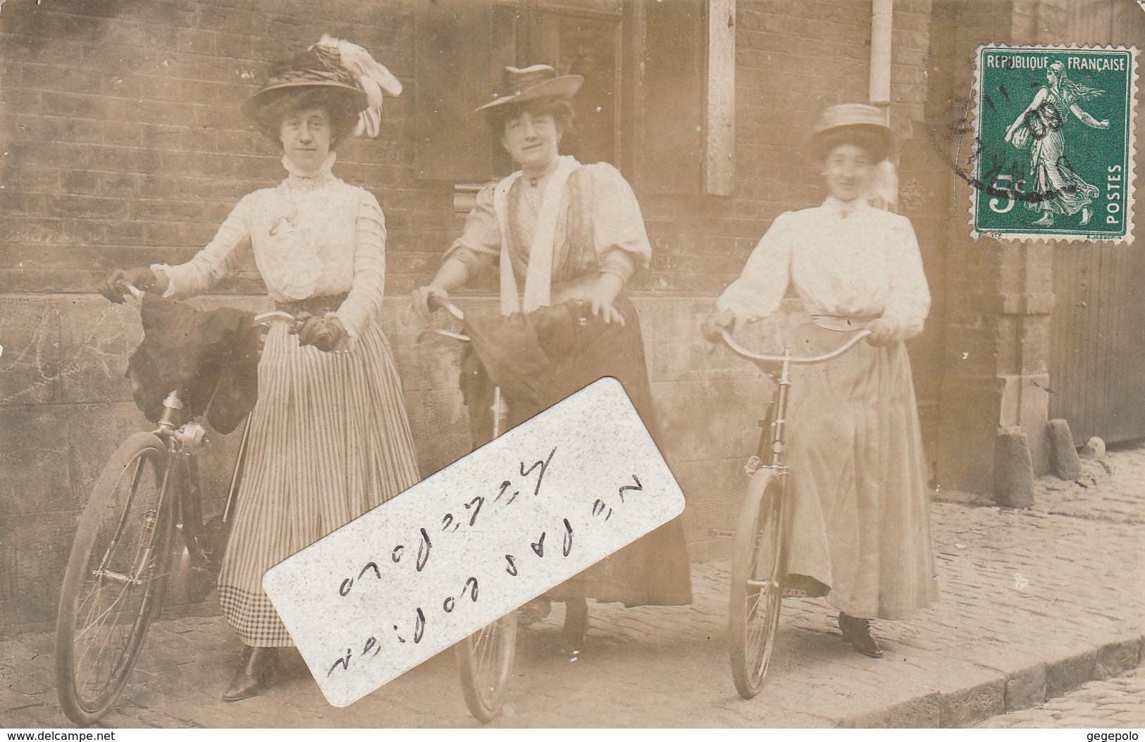 DUNKERQUE  - Trois élégantes à Bicyclette En 1909 ( Carte-photo ) - Dunkerque