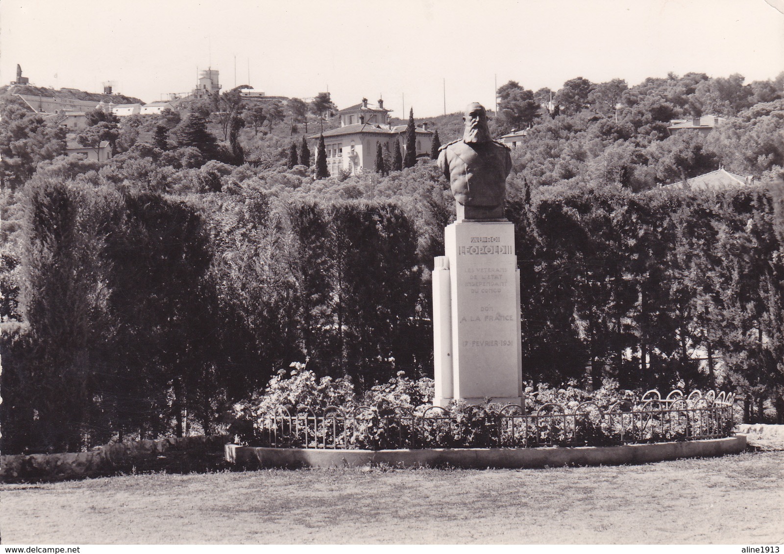 06 SAINT JEAN CAP FERRAT / STATUE DU ROI LEOPOLD 1er / NOIR ET BLANC / DENTELEE - Royal Families