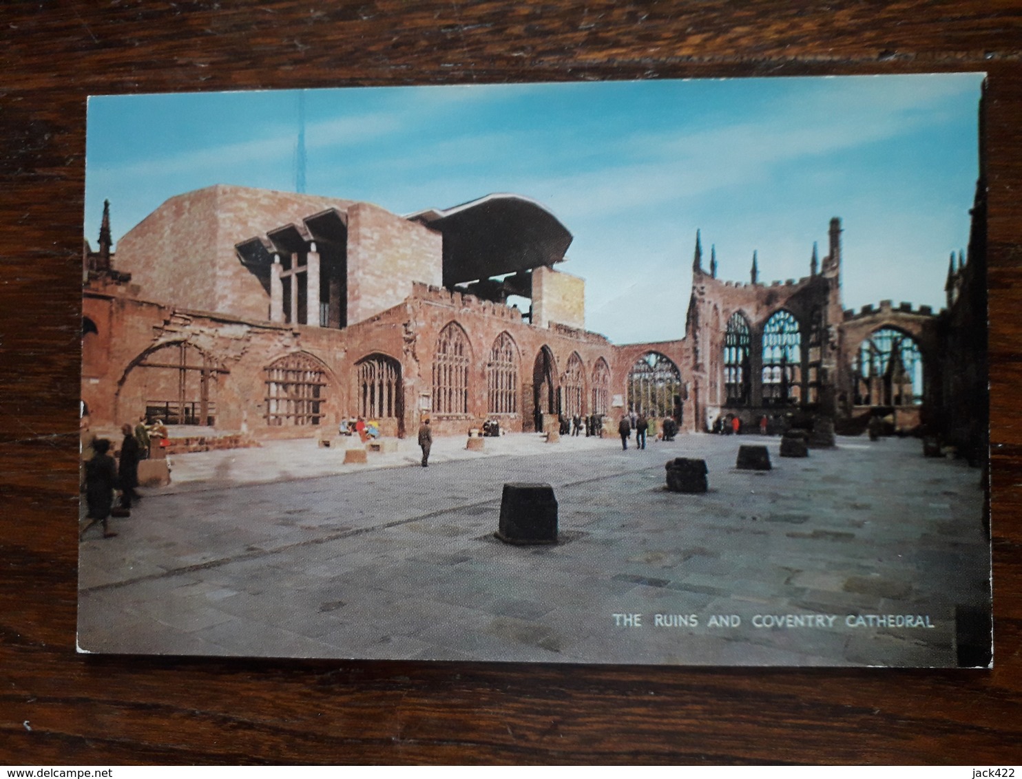 L10/400 Angleterre. The Ruins And Coventry Cathedral. Salmon - Coventry