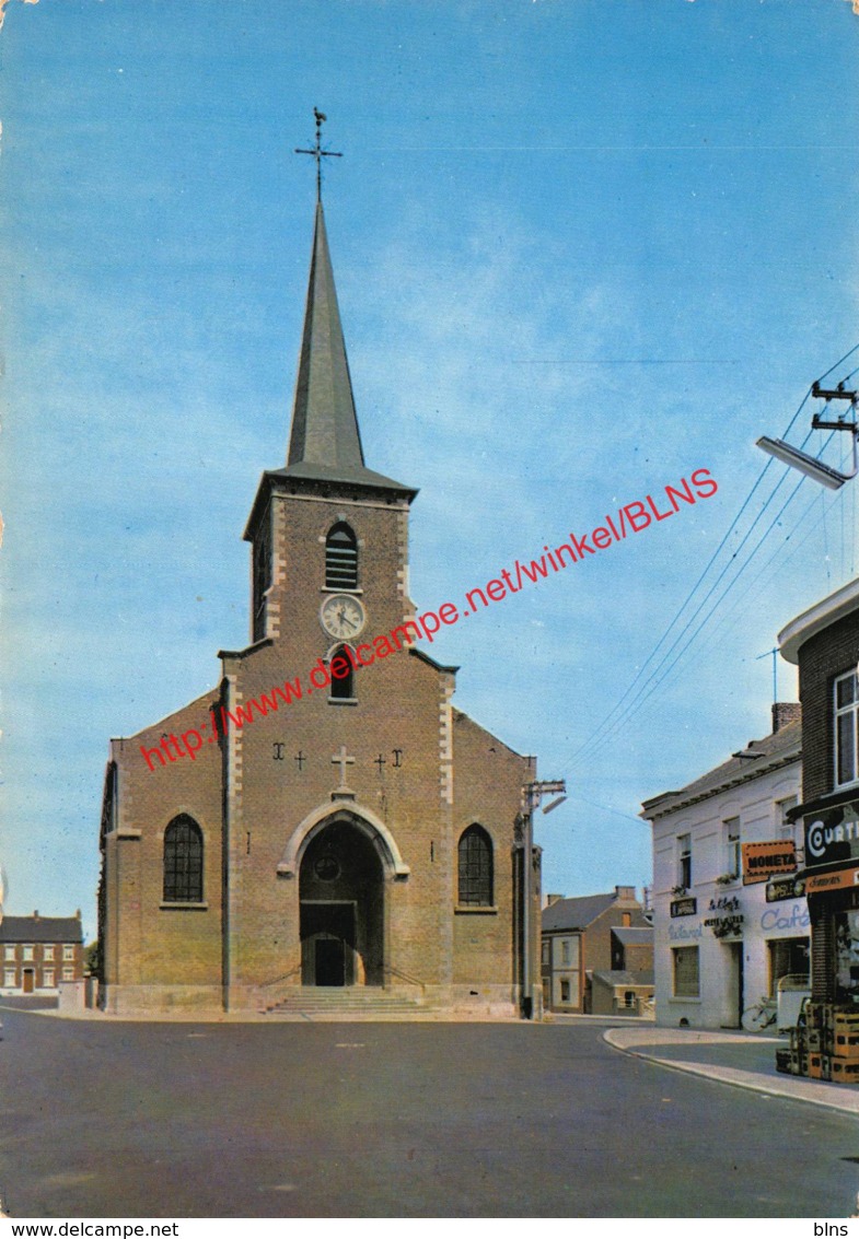 Eglise Et Place Communale - Jemeppe-sur-Sambre - Jemeppe-sur-Sambre