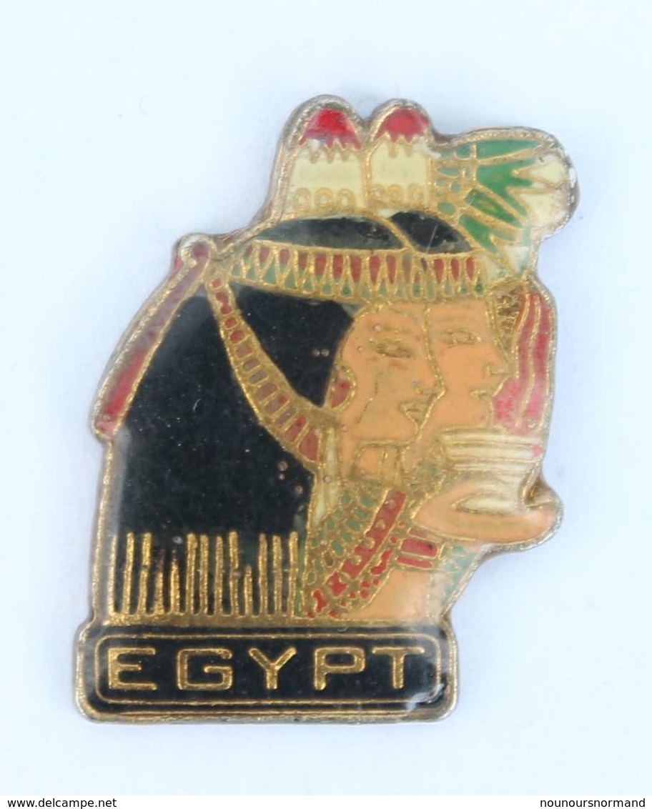 Pin's EGYPT - Egypte - Femmes Egyptiennes De Profil - Pharaonnes Ou Déesses - H614 - Marques