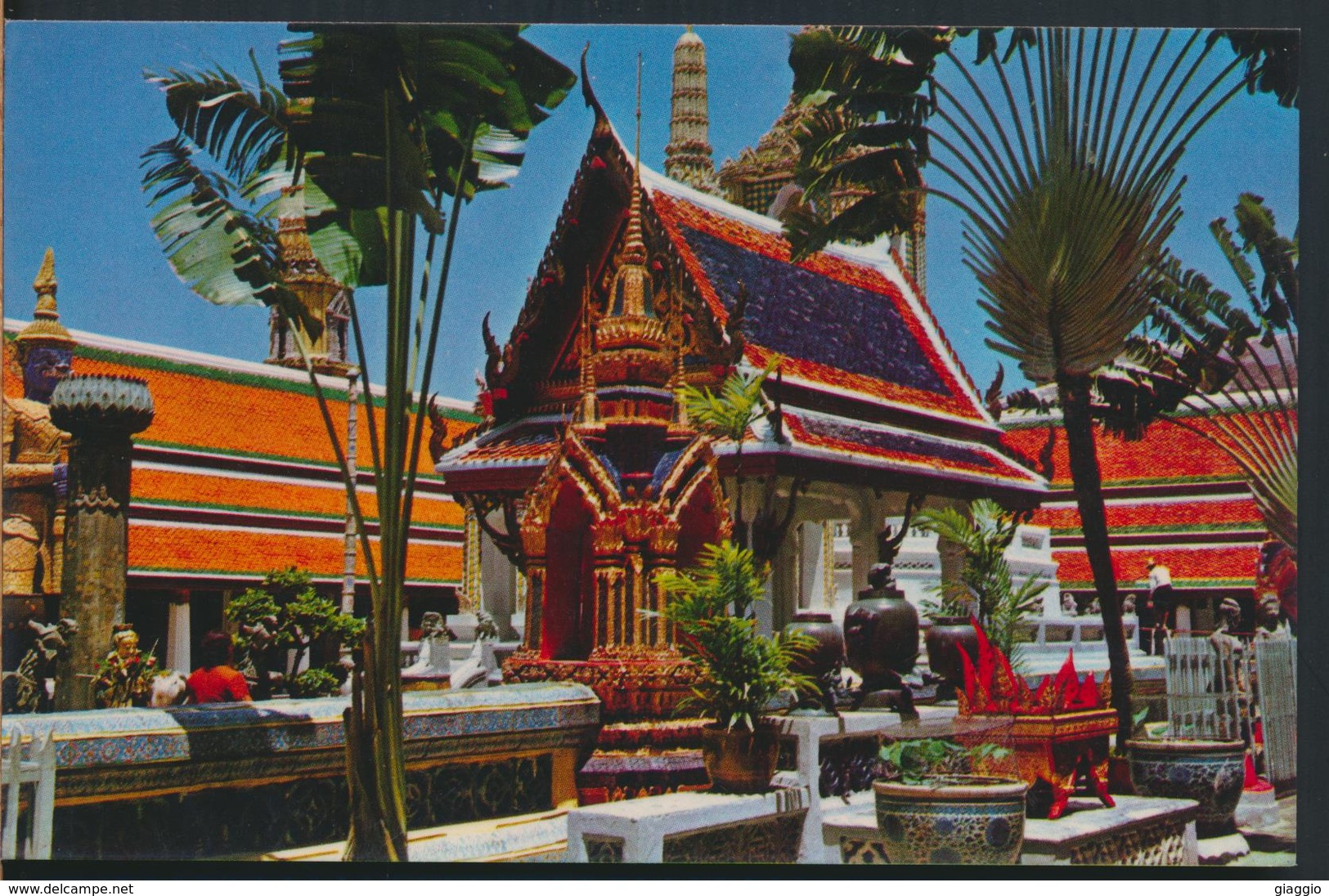 °°° 13285 - THAILAND - WAT PHRA KEO (EMERALD BUDDHA TEMPLE) - 1973 With Stamps °°° - Tailandia