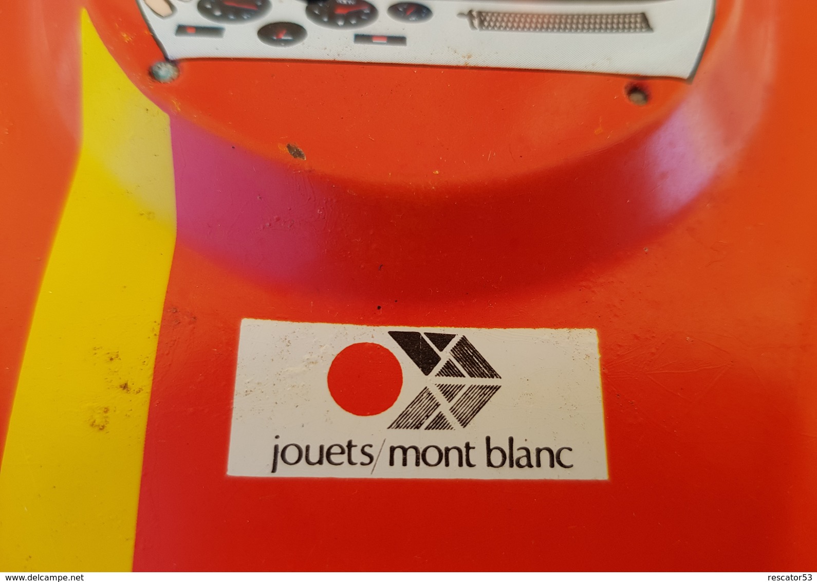 Rare Voiture  Filoguidée Années 70 De La Marque Mont Blanc - Jouets Anciens