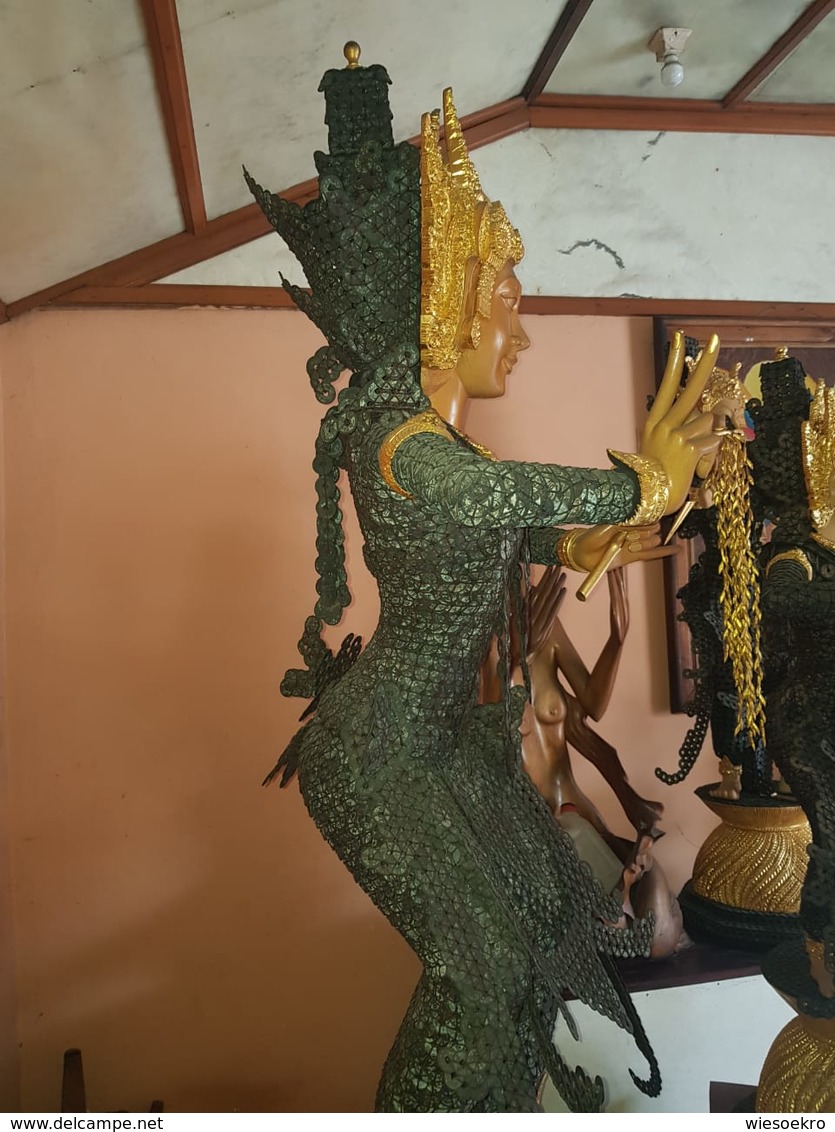 Goddess Sri (prosperity Goddess), Made By Old Balinese Coins And Bali Jepun Wood - Autres & Non Classés