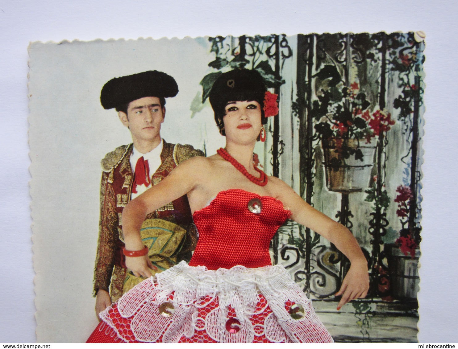 Carte Brodée Et Tissus, Danseuse Espagnole - Bestickt