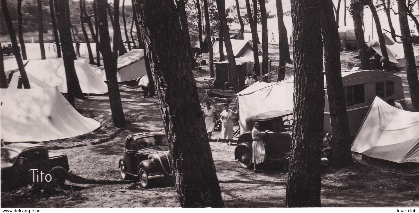 Vaux Nauzun: SIMCA 5, FORD MODEL A ROADSTER 1930's ? - CARAVANING - Camp De L'Auto Camping Club De France (1951) - Passenger Cars