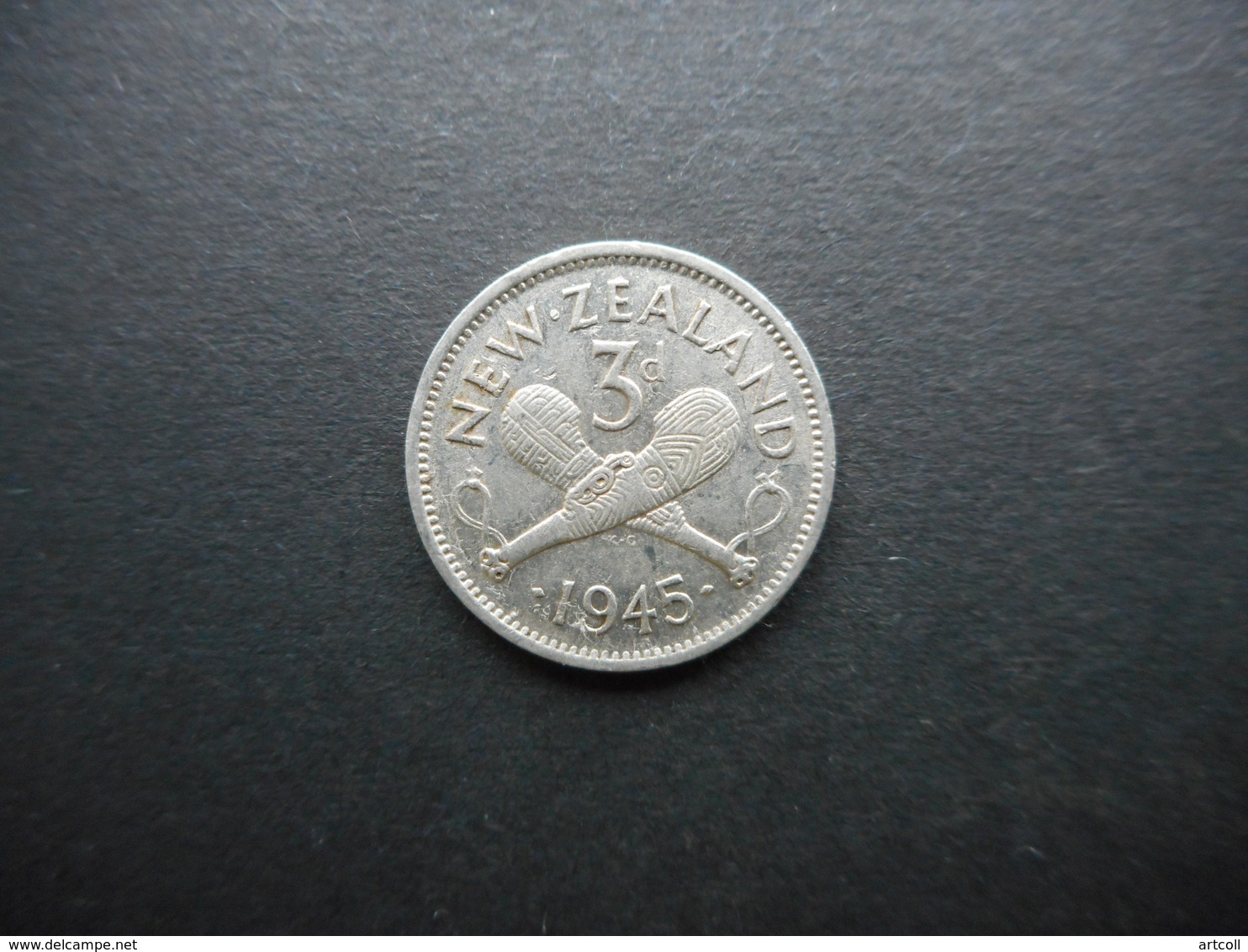 New Zealand 3 Pence 1945 George VI - New Zealand