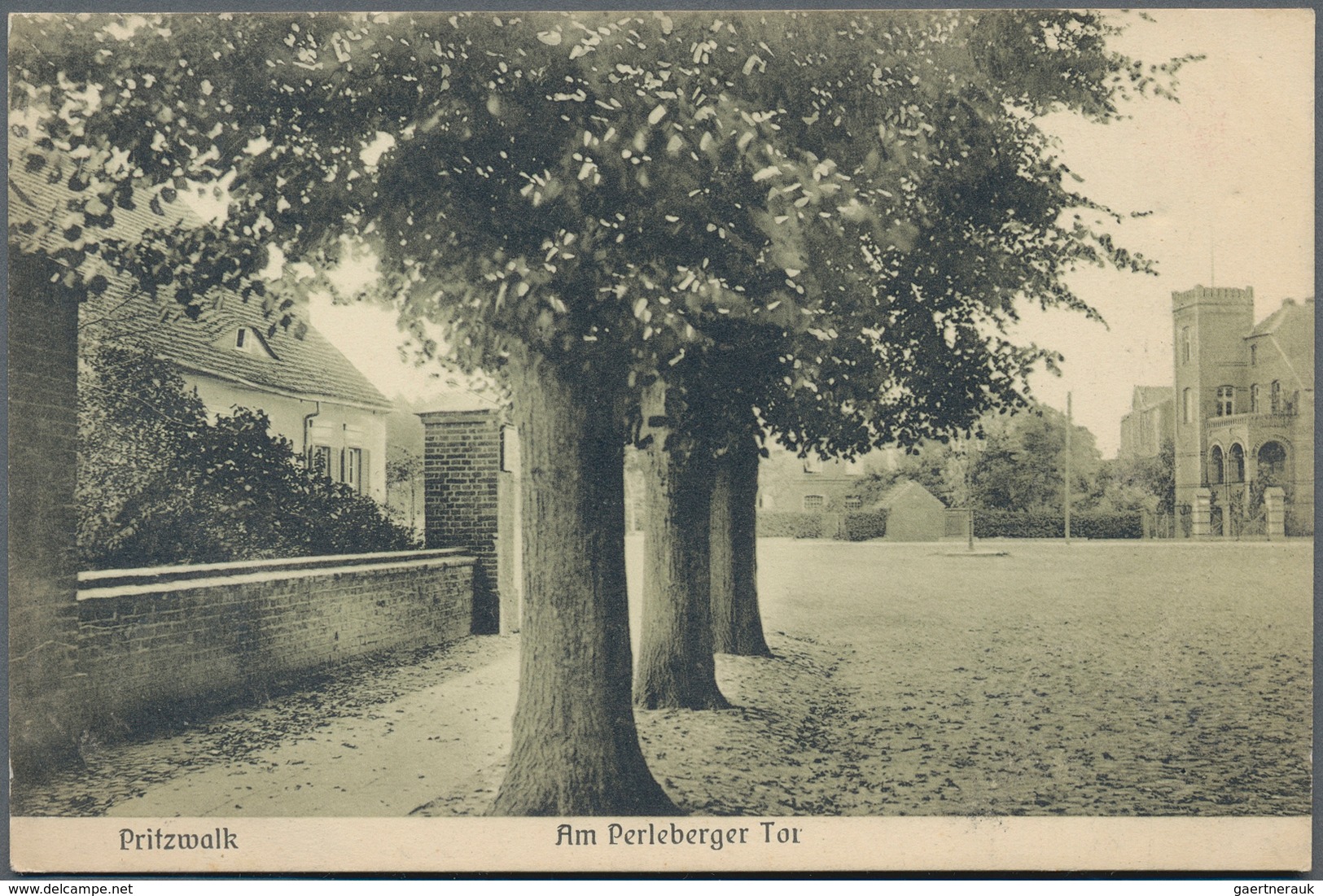 Ansichtskarten: Brandenburg: ZUSAMMENSTELLUNG Mit Gut 200 Historischen Ansichtskarten, 7 Fotografien - Autres & Non Classés
