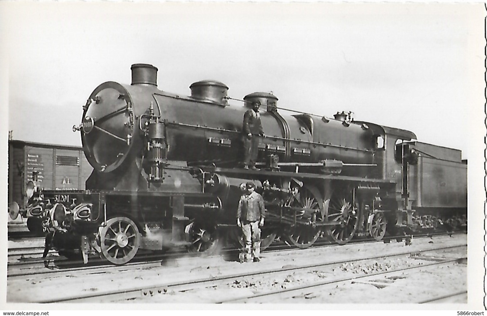 CARTE POSTALE PHOTO ORIGINALE DENTELE 9CM/14CM : LOCOMOTIVE VAPEUR 3.1201 DE 1923 SUPER PACIFIC REGION NORD ANIMEE - Equipment