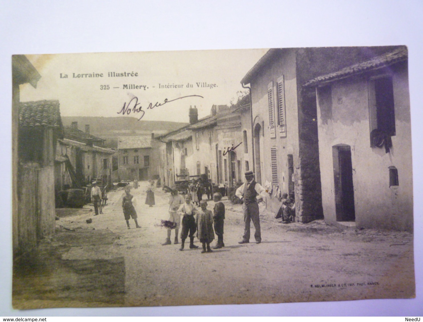 GP 2019 - 18  MILLERY  (Meurthe-et-Moselle)  :  Intérieur Du Village  -  Belle Animation   1904   XXXX - Nancy