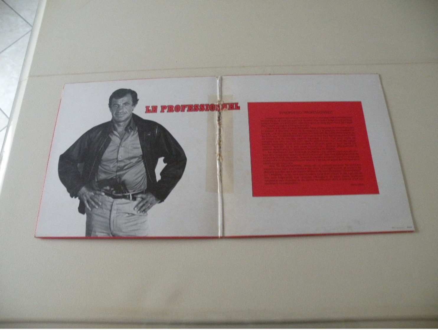 Musique Du Film Le Professionnel -(Titres Sur Photos)- Vinyle 33 T LP Jean Paul Belmondo,musique Ennio Morricone - Musique De Films