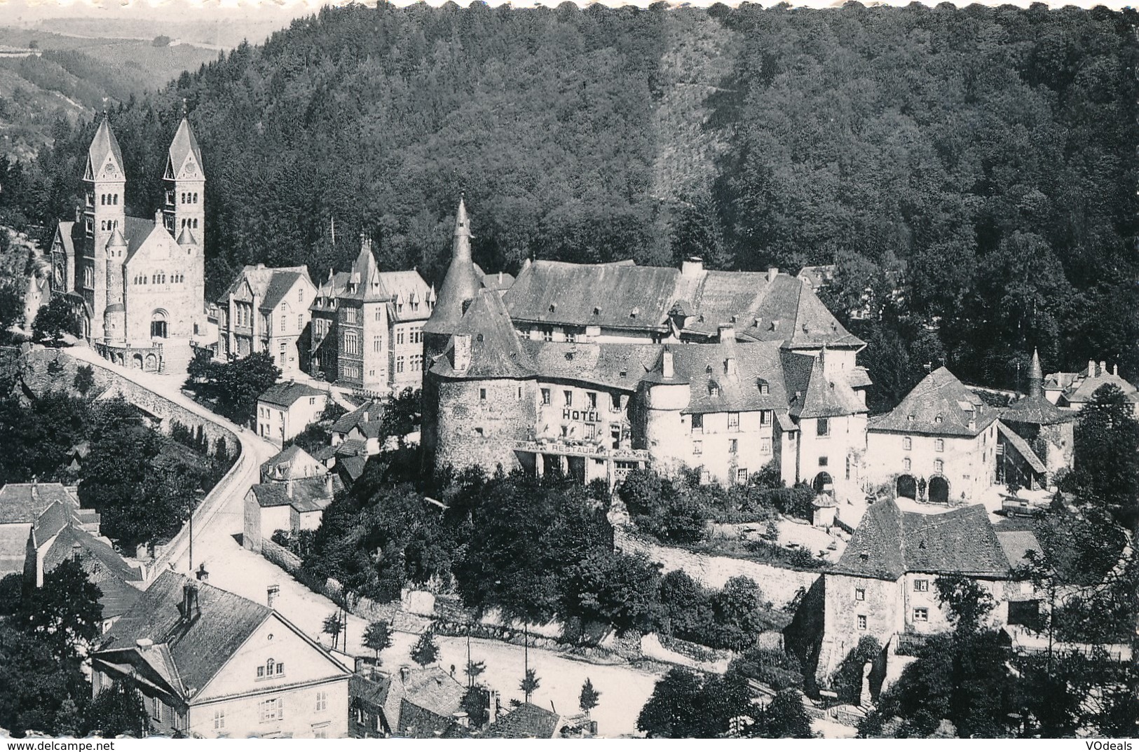 CP - Luxembourg - Clervaux - L'Eglise Et Le Château - Clervaux