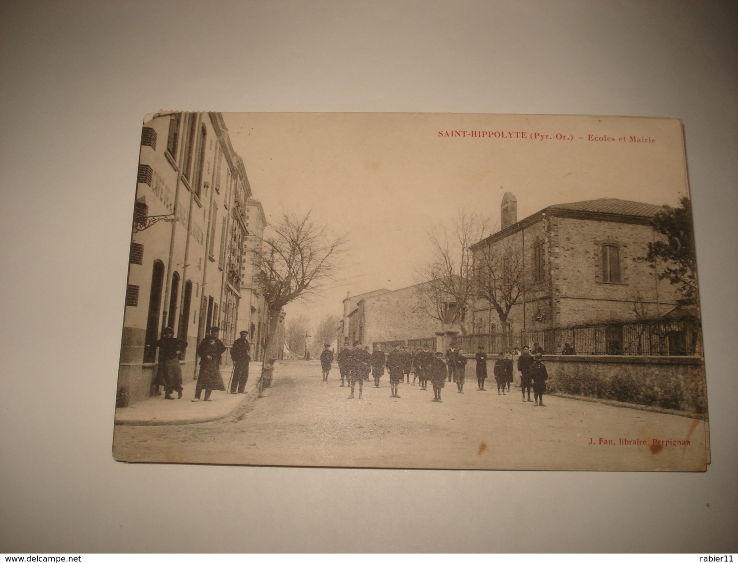 CP  SAINT HIPPOLYTE ECOLE ET MAIRIE ENFANTS FAISANT DU  SPORT - Autres & Non Classés