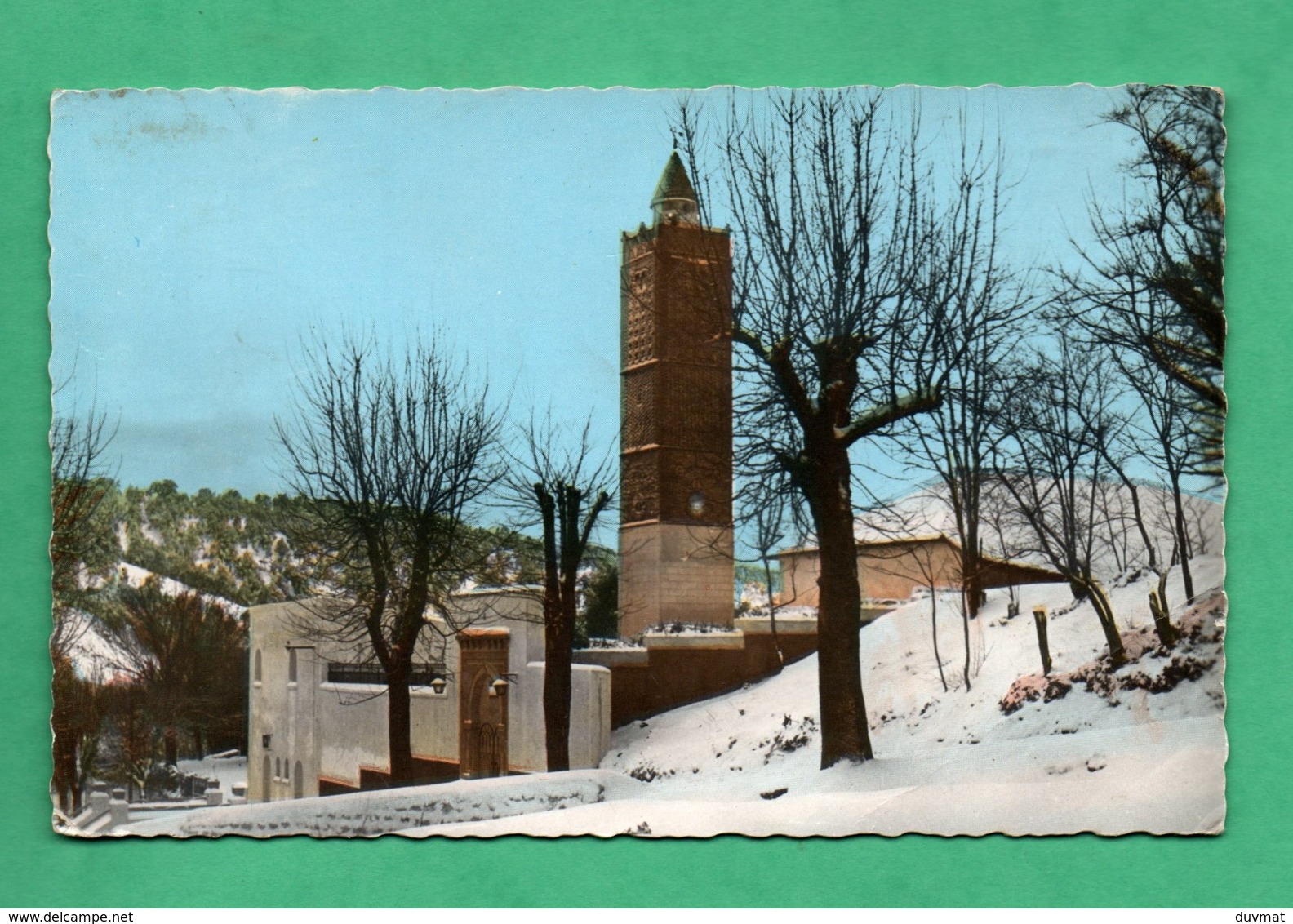 Tunisie Ain Draham Le Minaret Sous La Neige Format 9cm X 14cm ( Carte Avec Leger Pli ) - Tunisia