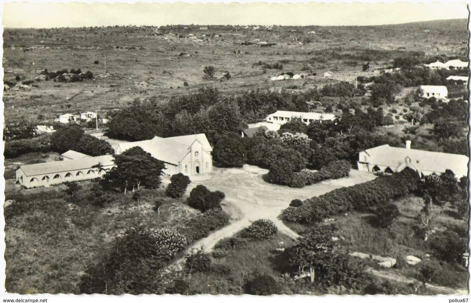 CPSM DE BOUAR  (REPUBLIQUE CENTRAFRICAINE)  MONASTERE DES CLARISSES - Repubblica Centroafricana