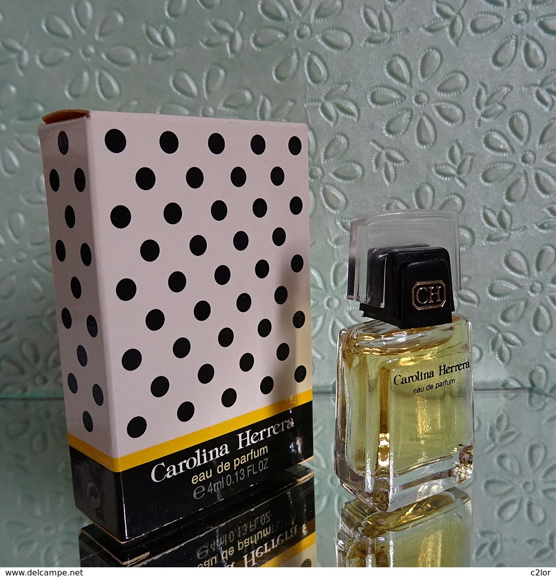 Miniature De Parfum "CAROLINE HERRERA "   Eau De Parfum 4 Ml Avec Sa Boîte - Miniatures Femmes (avec Boite)