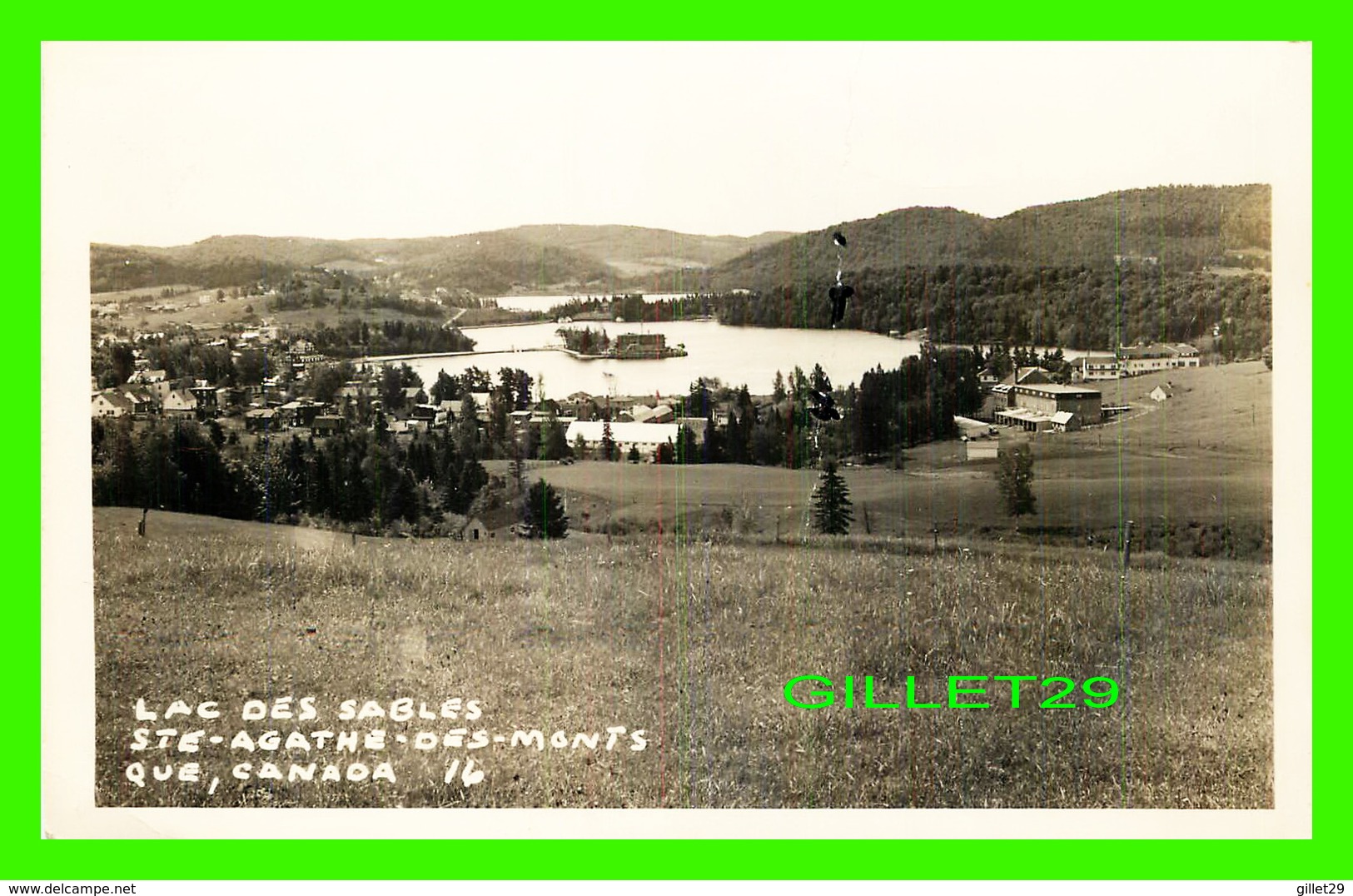 STE-AGATHE-DES-MONTS, QUÉBEC - VUE DU LAC DES SABLES - CIRCULÉE EN 1985 - - Autres & Non Classés