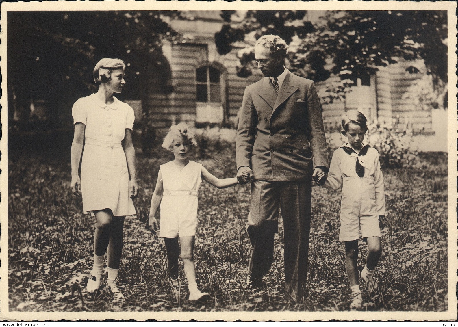 La Famille Royale ( Léopold III Et Enfants) - Verzamelingen & Kavels