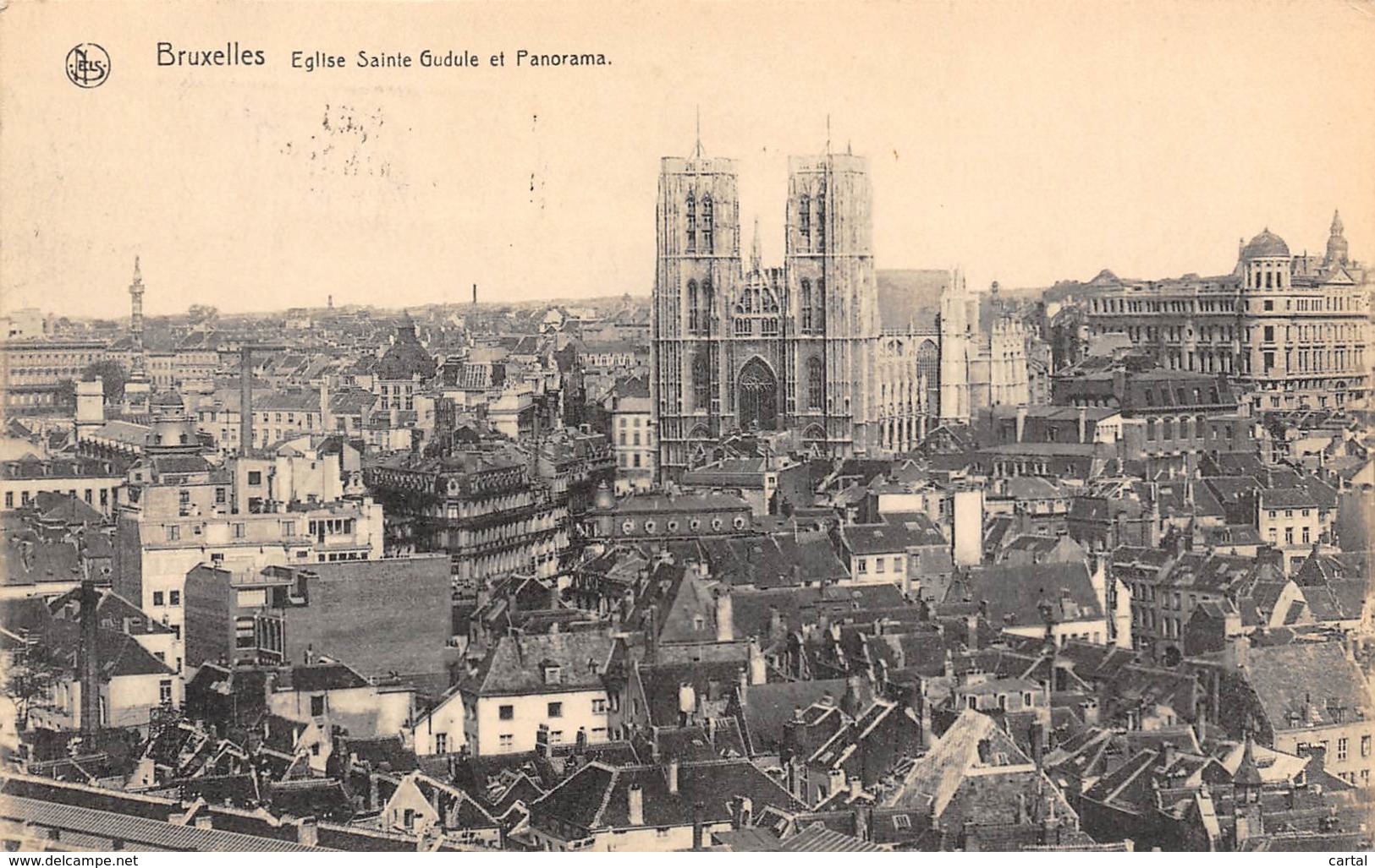 BRUXELLES - Eglise Sainte Gudule  Et Panorama - Panoramische Zichten, Meerdere Zichten