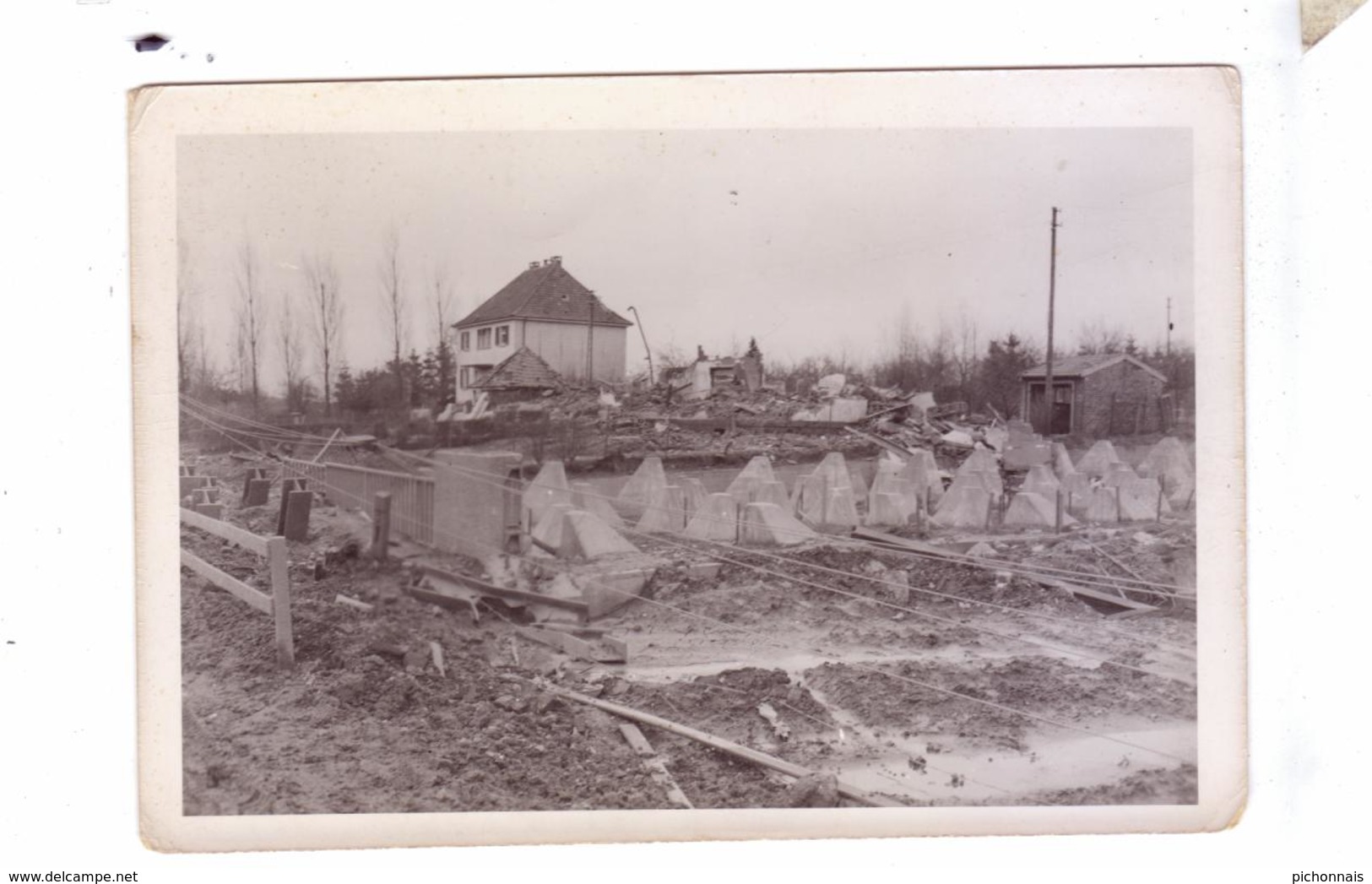 GUERRE 39 45 Ww2  Carte Photo Destruction Avancee  Americaine Bridge Pont Anti Tank Blocks  Belgique  Maybe Aachen - Guerre 1939-45