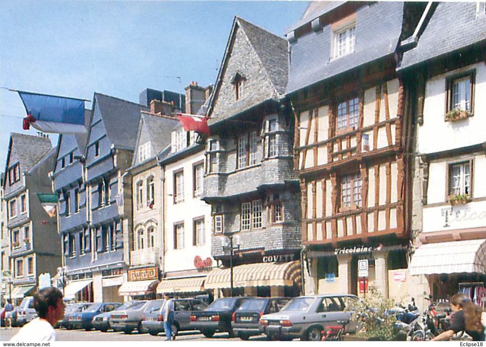 22  Lannion - Place Du General Leclerc   AM 49 - Lannion