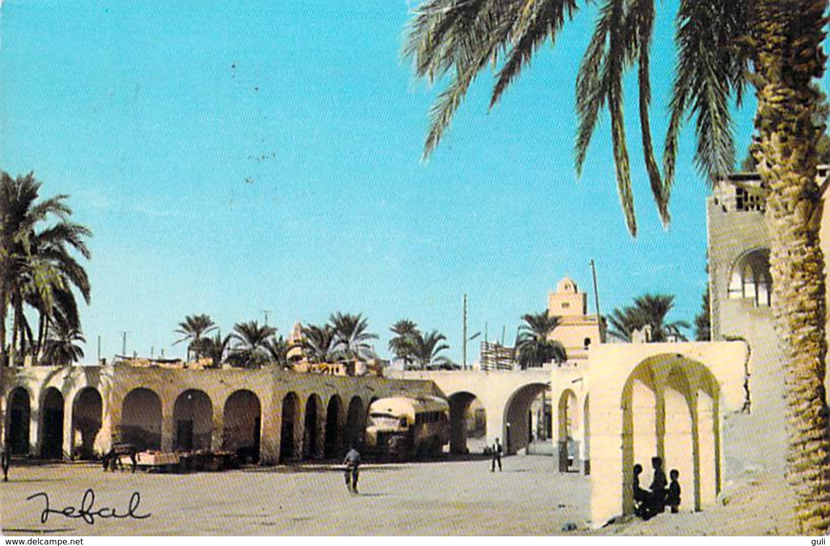 Afrique-Algérie (Wilaya D'Ouargla) TOUGGOURT Place Pittoresque  (bus Autobus) (Editions JEFAL 4081 ) *PRIX FIXE - Ouargla